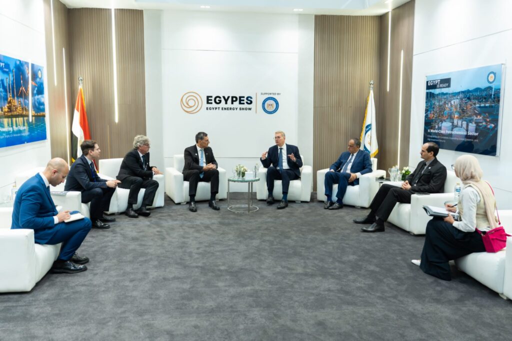 وزير البترول يبحث مع «إنرجين» اليونانية زيادة استثمارات استكشاف وإنتاج الغاز