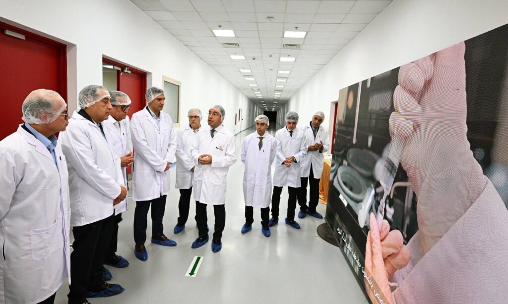رئيس الوزراء يتفقد مصنع جلوبال أدفانسد باستثمارات 6 ملايين دولار بأكتوبر