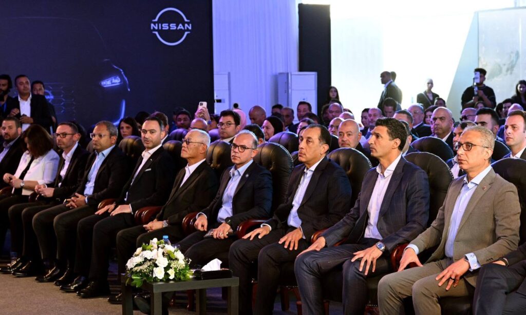 رئيس الوزراء ..إنتاج نيسان ماجنيت بمصر يعزز توطين صناعة السيارات والاستثمار