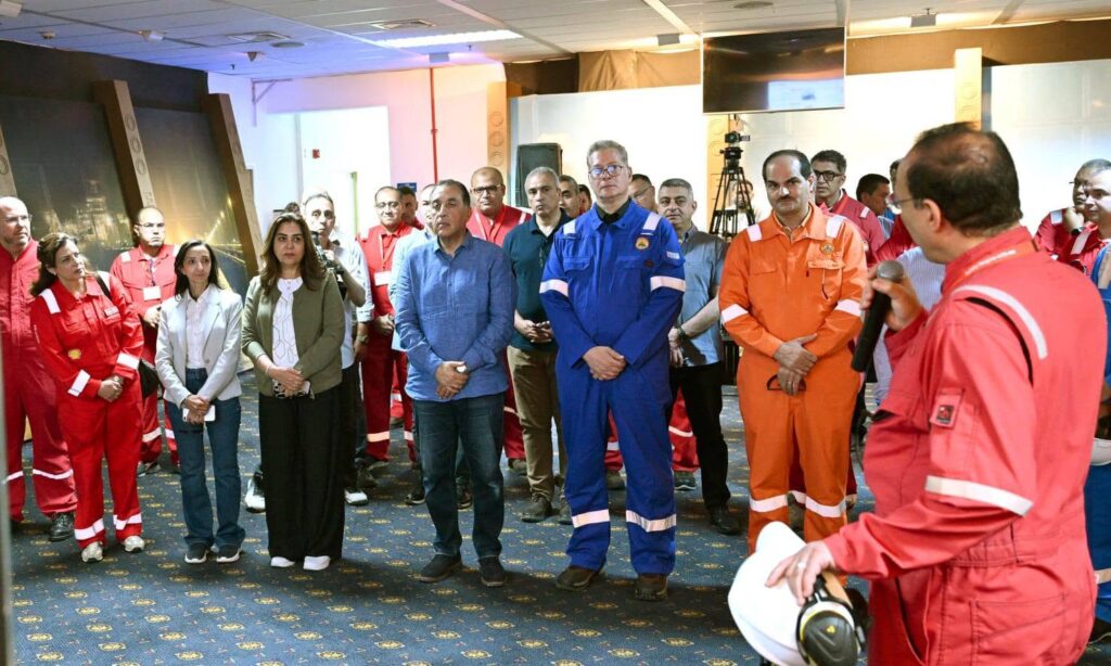 مدبولي من إدكو: مصر مركز إقليمي واعد لإسالة وتجارة الغاز عالميًا