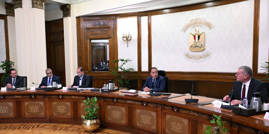 مدبولي يتابع تمويل البترول وضمان استقرار الطاقة خلال الصيف