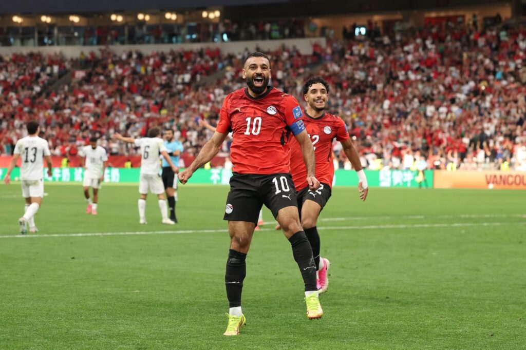 منتخب مصر يحقق فوزاً كبيراً على نيوزيلندا بثلاثية في المونديال