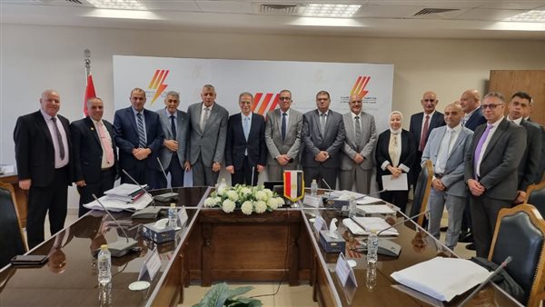 1.26 مليار جنيه استثمارات مستهدفة لتطوير شبكات كهرباء الإسكندرية