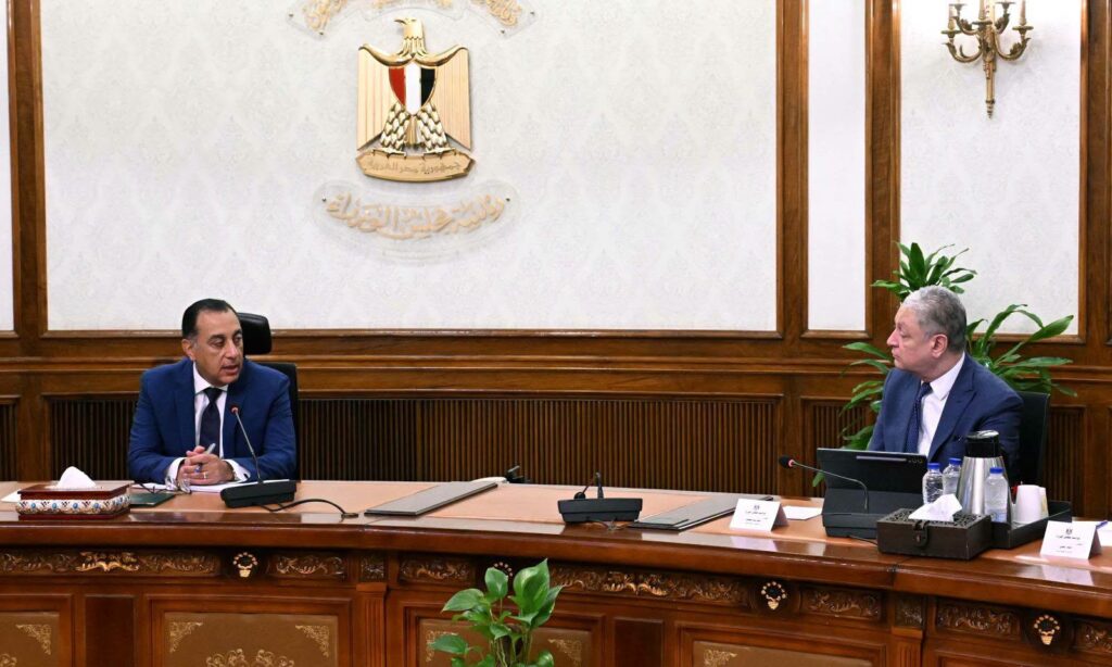 مدبولي يتابع استعدادات إطلاق المرحلة الثانية من «حياة كريمة»